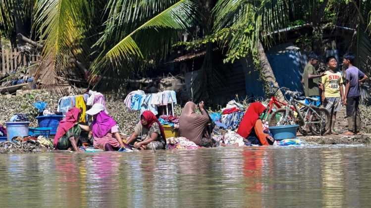 Des personnes sont évacuées à Meureudu.