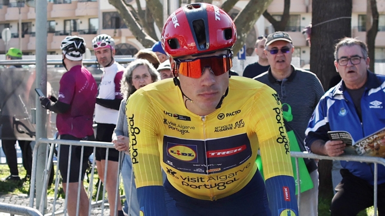 Juan Ayuso remporte le Tour d’Algarve.