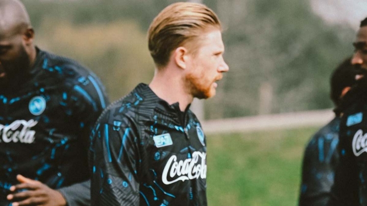 KEVIN DE BRUYNE NAPLES.jpg