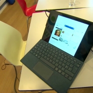 Facebook va dorénavant publier les Child Alerts déclenchées par les autorités judiciaires belges dans le fil d'actualités de ses utilisateurs belges, a annoncé lundi le réseau social, dans les locaux de Child Focus à Bruxelles. La Belgique est le 17e pays à collaborer avec Facebook pour la diffusion d'avis de recherche d'enfants disparus.