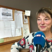 900 heures de cours perdues fin 2016, 2700 fin 2018. En deux ans, c'est fois trois. La situation s'est aggravée depuis la réforme des titres et fonctions. Le recrutement des enseignants est plus strict et donc la pénurie s'aggrave, surtout dans le réseau libre. La ministre de l'Éducation, Marie-Martine Schyns annonce un changement pour le mois de mars: les démarches administratives pour trouver des remplaçants seront moins lourdes. Ce n'est pas la solution miracle pour les directeurs d'écoles.