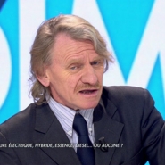 Essence ou diesel: quel carburant est le plus polluant? La réponse d'Alfred Bernard, professeur émérite de toxicologie à l'UCL, dans l'émission C'est pas tous les jours dimanche.