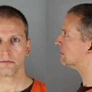 Etats-Unis: un détenu inculpé pour avoir poignardé 22 fois le meurtrier de George Floyd