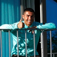 Cristiano Ronaldo, positif au coronavirus, est rentré en Italie à bord d'un jet privé