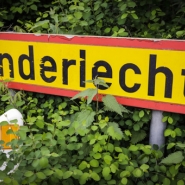 Le CPAS d'Anderlecht manifeste devant le 16 rue de la Loi face à la hausse de la pauvreté