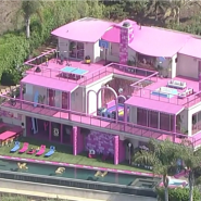 La maison de Barbie existe en vrai et est disponible à la location!