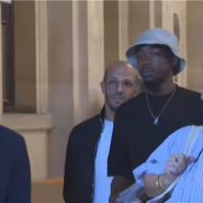 D'étoile montante de l'afro-trap à la case prison: le rappeur MHD a été condamné samedi à 12 ans de prison aux assises de Paris, où il comparaissait avec huit coaccusés pour le meurtre d'un jeune homme en 2018, dans le cadre d'un règlement de comptes entre bandes rivales.