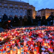 On n'est pas en Amérique! : stupeur à Prague après la tuerie à l'université