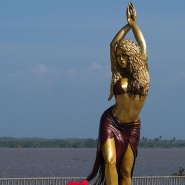 Shakira statue