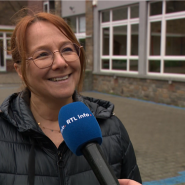 Pour cette école située à trois-ponts, l'ambiance était plus que tendue. En cause ? La directrice était de retour au travail aujourd'hui. Celle-ci avait été écartée pour des problèmes relationnels lourds avec élèves, parents et des enseignants.