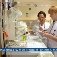 En Belgique, il manque actuellement 25 à 30.000 infirmiers et infirmières. Dans son émission Rendez-vous ce midi, Christophe Deborsu a évoqué l'avenir du secteur des soins de santé. N'y aura-t-il bientôt plus personne pour nous soigner ?