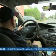 Le parlement européen doit se pencher sur une proposition d'imposer un examen médical obligatoire tous les 15 ans pour tout conducteur. Cette mesure est vivement critiquée, notamment chez nous, car nos aînés ne sont pas les personnes présentant le plus de risques sur les routes.