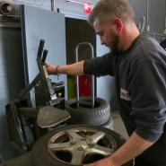Retreading, a second life for used tires: Do you know this developing method?