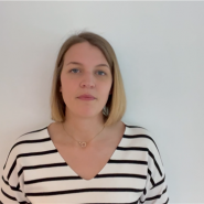 Vous est-il déjà arrivé d'exagérer un peu la vérité ? D'embellir certaines de vos qualités, voire même de mentir sur votre CV ? C'est ce qu'a constaté David qui a appuyé sur le bouton orange Alertez-nous. Un de ses travailleurs lui a assuré qu'il était diplômé d'un centre de formation, mais il n'en est rien.