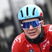 Un stage, le championnat de Belgique et un succès au Tour au programme d'Arnaud De Lie