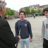 Le 9 juin, plus de 320.000 jeunes flamands âgés de 18 à 23 ans sont appelés à voter pour la première fois. Selon un récent sondage, beaucoup d'entre eux seraient tentés de voter pour l'extrême droite. Pourquoi ? Réponse dans le Grand Format signé Serge Vermeiren.