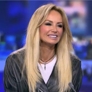 Adriana Karembeu, mannequin et actrice slovaque, était l'invitée du Avec Vous ce midi. Elle est revenue sur les moments marquants de sa vie : les violences intrafamiliales dont elle a été victime, ses débuts dans le mannequinat, la naissance de sa fille...