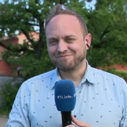 En début de semaine, le roi Albert a fait un malaise dans sa résidence du sud de la France. A l'aube de ses 90 ans, et déjà victime de plusieurs soucis de santé, la situation est-elle inquiétante pour l'ancien monarque ? Le point en direct avec Mathieu Langer.