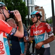 Pas déclassé, Arnaud De Lie écope d'une amende pour son geste lors du sprint