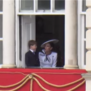 La princesse Kate et ses enfants aperçus au balcon pour l'anniversaire du roi Charles III lors du Trooping the Colour.