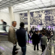 Juste à temps pour les JO, Macron inaugure le premier supermétro de la région parisienne