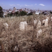 Immolées et étranglées: dans un cimetière d'Irak, le carré oublié des féminicides
