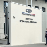 Accusations de violences sexuelles: Benoît Jacquot présenté à la justice, Jacques Doillon relâché