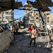 Gaza: raid israélien meurtrier sur une école, un membre du Hezbollah tué au Liban