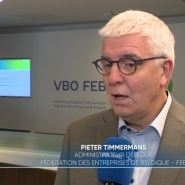 Pas encore de vacances au menu du formateur royal. Bart De Wever a rencontré des représentants des syndicats et des employeurs. Une discussion ouverte et constructive selon Pieter Timmermans, le patron de la Fédération des Entreprises de Belgique au micro de Roxane Josse.
