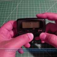 Si la technologie est obsolète chez nous, ce type de boîtier de communication était utilisé par les membres du Hezbollah libanais. Pour quelles raisons et comment ont-ils été piratés ? Réponse avec Meryem Laadissi et Amandine Payen.