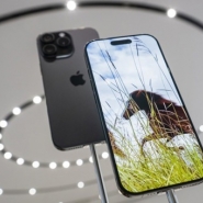 La Commission européenne donne six mois à Apple pour rendre ses appareils compatibles