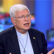 Le 46e voyage international du pape depuis son élection en 2013 s'est achevé ce dimanche avec une grande messe au stade roi Baudouin, donnée devant environ 37.000 spectateurs. Lors de son allocution, il a condamné les abus sexuels au sein de l'Eglise mais n'a pas reconnu la responsaiblité de l'Eglise comme le souhaitaient les victimes.