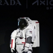 Mission de la NASA sur la Lune: l'astronaute s'habille en Prada