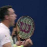 Cet après-midi, c'étaient les demi-finales. Elles se sont soldées par les victoires de l'Espagnol Roberto Bautista et du Tchèque Jiri Lehecka qui s'affronteront demain à 16h30 sur RTL club et RTL play.