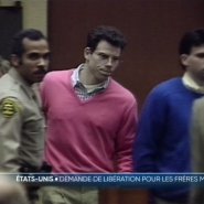 La série de Netflix Monstres a récemment relancé l'intérêt pour cette affaire. Agés de 18 et 21 ans au moment des faits, en 1989, les deux frères ont témoigné en larmes qu'ils avaient tué leurs parents après avoir subi des années durant des abus sexuels de la part de leur père.