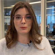 Pourquoi l’aéroport refuse de mettre en soute ma valise avec des sangles?