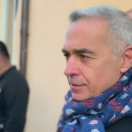 En Roumanie, un candidat prorusse que personne n’attendait, Calin Georgescu, est arrivé en tête dimanche du premier tour de l’élection présidentielle devant le Premier ministre pro-européen Marcel Ciolacu, après le dépouillement de plus de 98 % des suffrages.