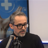 Dans le nouvel épisode de Capital Santé, le neurologue Matthieu Rutgers est venu livrer son expertise sur les AVC. En Belgique, on estime que 25.000 accidents vasculaires cérébraux ont lieu chaque année (soit 70 en moyenne par jour). Un chiffre en augmentation.