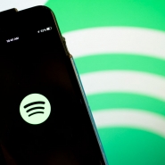 Une première: une chanson francophone dépasse le milliard d'écoutes sur Spotify, connaissez-vous ce tube?