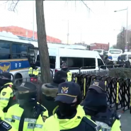 Malaise en Corée du Sud: les enquêteurs échouent à arrêter le président déchu