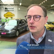 Filip Rylant, TRAXIO, dresse le bilan du marché de la voiture neuve et de la voiture d'occasion en Belgique, à quelques jours de l'ouverture du salon de l'auto de Bruxelles. En 2024, on a enregistré une baisse de 6% des ventes de voitures neuves.
