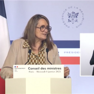 La porte-parole du gouvernement Sophie Primas, interrogée sur les déclarations de Donald Trump concernant le Groenland, évoque la montée des blocs qu'on peut traduire par une forme d'impérialisme qui se matérialise.