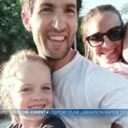 Pour les familles des otages israéliens, cet accord est une lueur d'espoir. Elles espèrent revoir leurs proches, 467 jours après l'attaque du 7 octobre. Mais des questions les taraudent : seront-ils parmi les otages libérés ? Sont-ils encore vivants ? Quelles seront les conséquences de cet accord ?