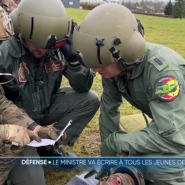 La défense recrute, mais la formation proposée ne semble pas attrayante pour 4 candidats sur 10 qui abandonnent avant d'arriver à son terme. Pour essayer de motiver à nouveau les jeunes, le nouveau ministre de la Défense Théo Franken propose un service militaire sur base volontaire.