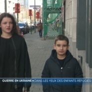 Le conflit a fait de nombreuses victimes, 80.000 morts côté ukrainien et 200.000 soldats tués côté russe selon les dernières estimations. Des morts, des blessés et des habitants qui ont fui les bombardements et les combats. Parmi eux, des enfants qui ont raconté leur vécu à Serge Vermeiren.