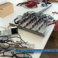 C'est un tout nouveau système de clés partagées qui vient de débarquer à Liège. Une armoire à clés qui permet à des travailleurs de récupérer des vélos mis à leur disposition. Le système a été élaboré et fabriqué en Cité ardente.