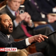Un élu démocrate proteste durant le discours de Donald Trump et