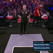 Mike De Decker (PDC-21) s'est qualifié vendredi pour les seizièmes de finale de l'Open de Belgique (PDC ProTour). Mais cela s'est fait dans la douleur. Il a battu l'Anglais Thomas Lovely (PDC-100) 6-5.
