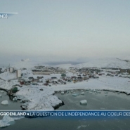L'enjeu est de taille. Les convoitises de Donald Trump pour les ressources naturelles de l'île ont relancé les débats sur l'indépendance de ce territoire danois.