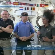 Deux Américains, partis pour une mission de 8 jours, sont coincés depuis 9 mois dans la Station Spatiale Internationale. Une fusée de Spacex est partie hier de Floride pour aller les récupérer.